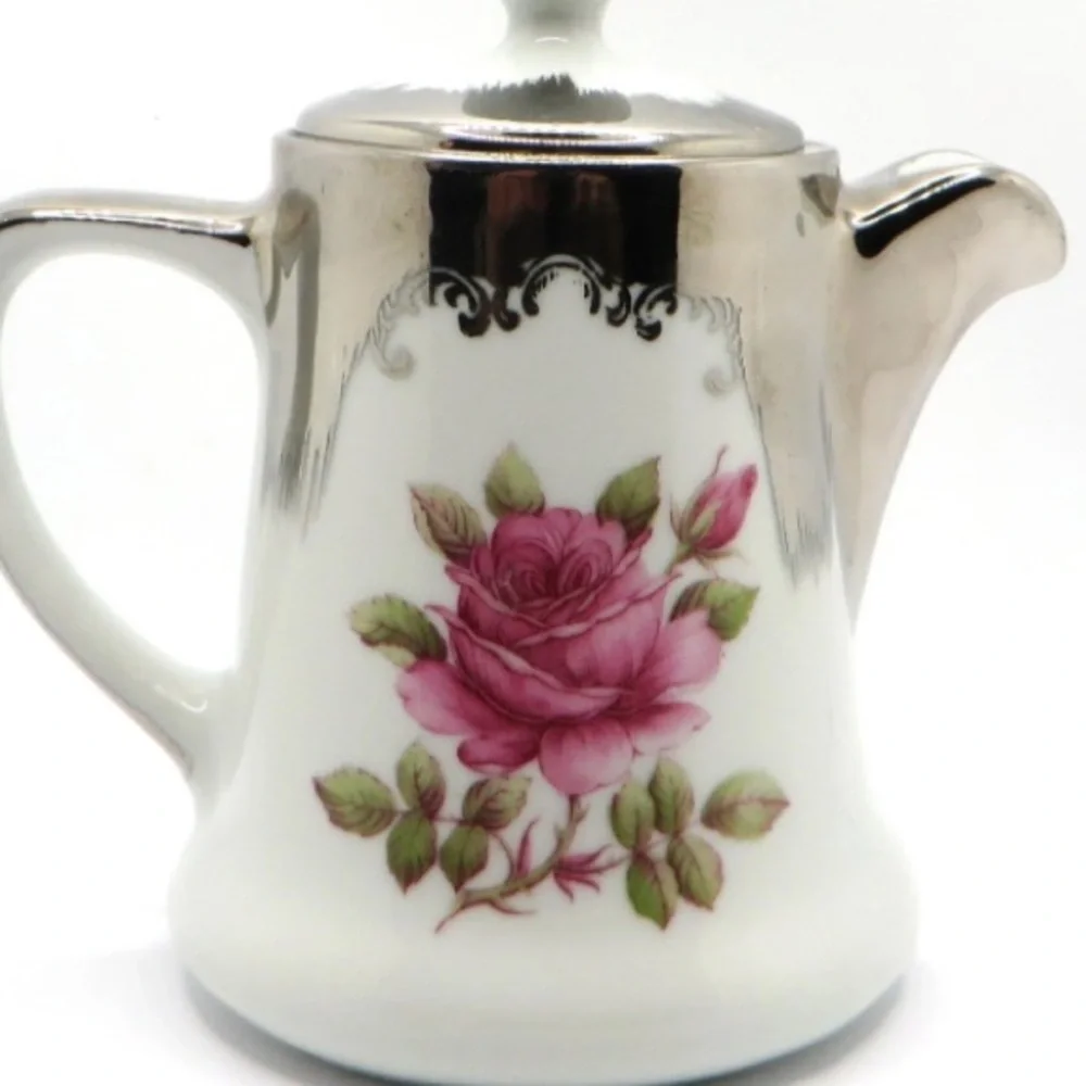 Vintage Ginchon  Bavaria teapot